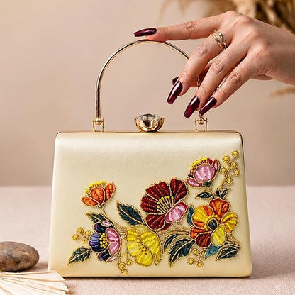 Elegant Floral Pearl Embroidery Clutch