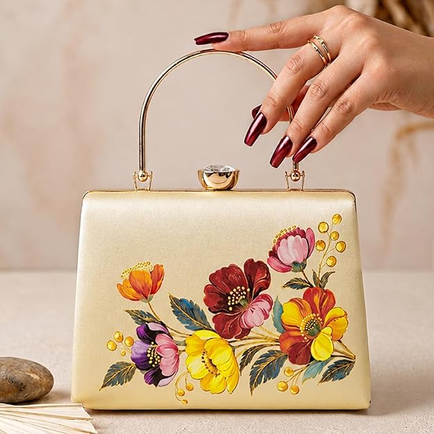 Elegant Floral Pearl Embroidery Clutch
