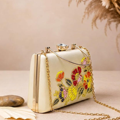 Elegant Floral Pearl Embroidery Clutch