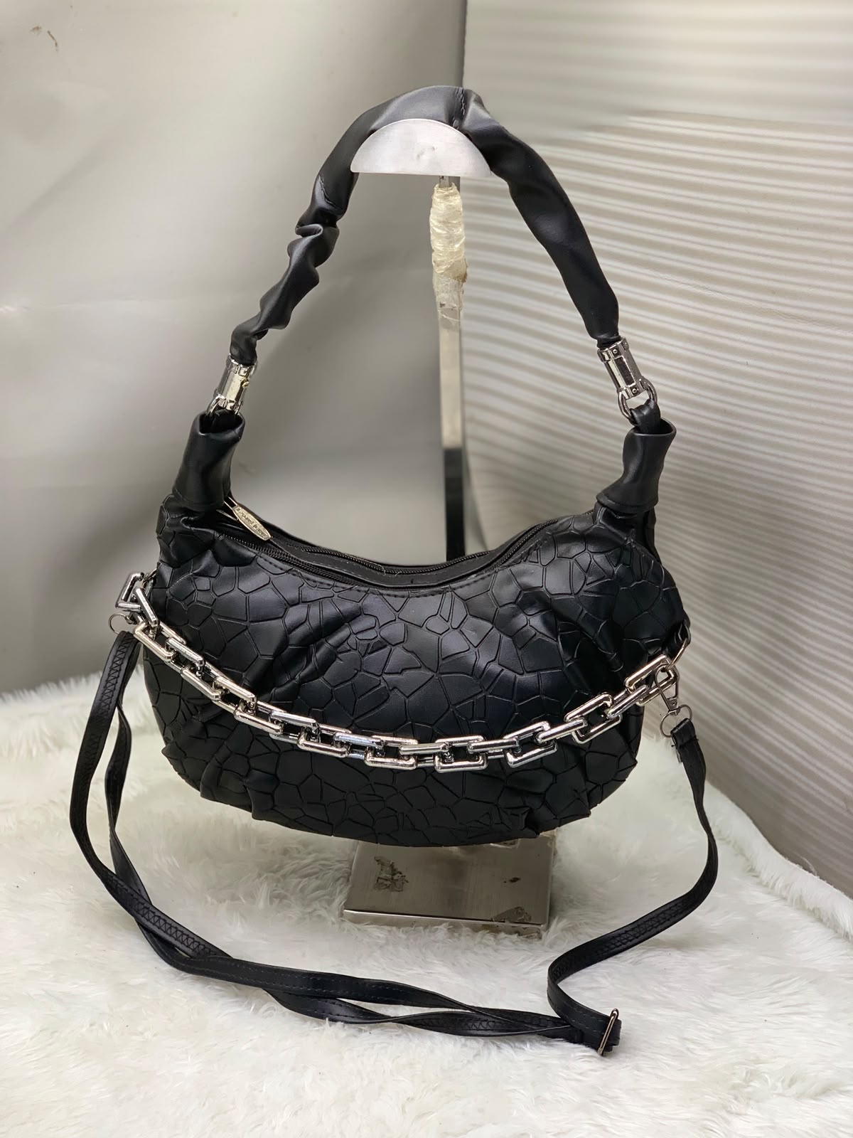 The Evelyn Chain Slouch