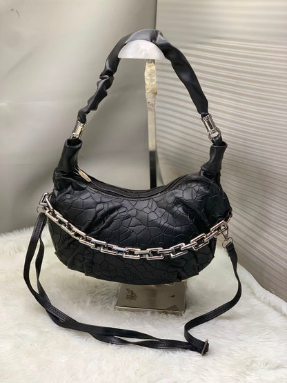 The Evelyn Chain Slouch